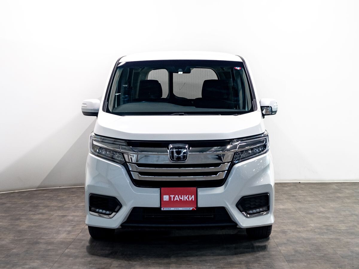 Honda Stepwgn 2020 - фото автомобиля