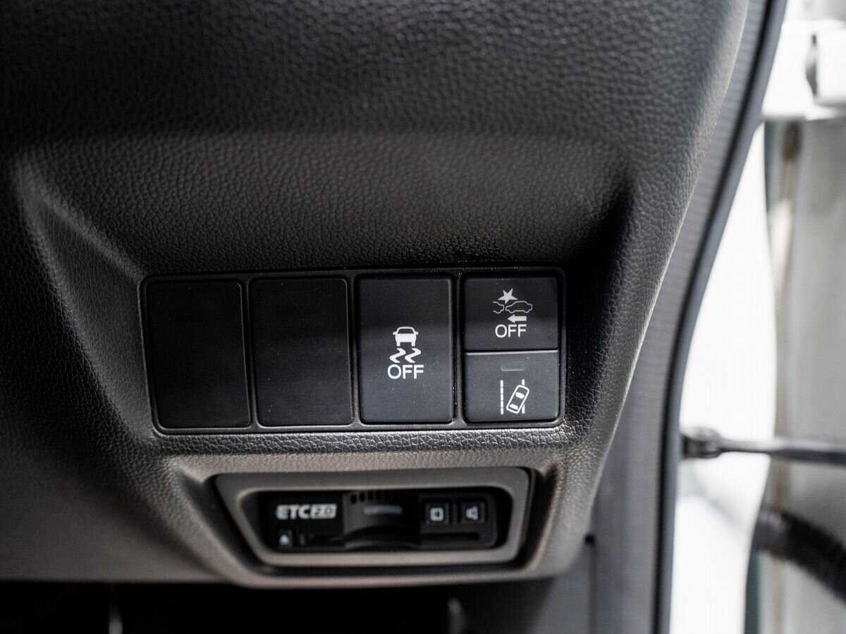 Honda Stepwgn 2020 - фото автомобиля