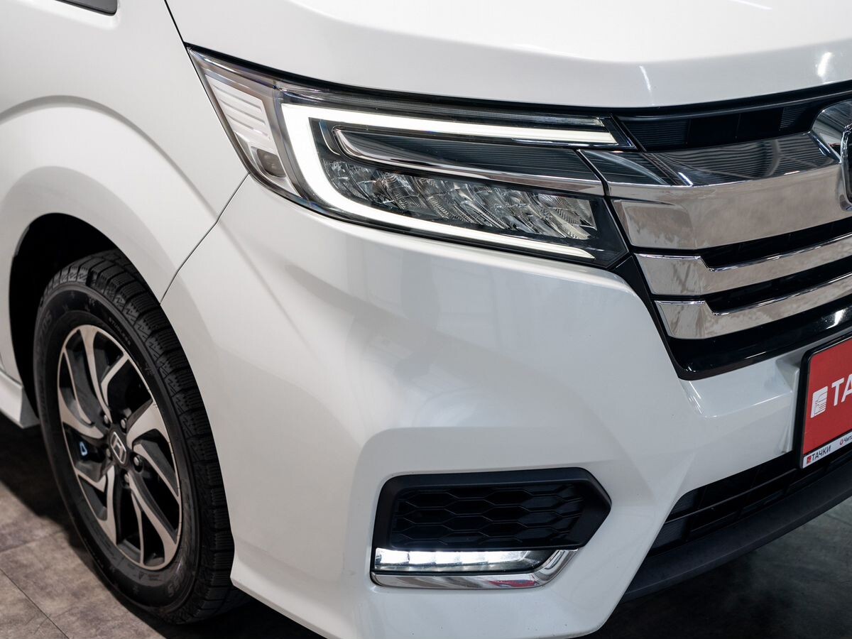 Honda Stepwgn 2020 - фото автомобиля