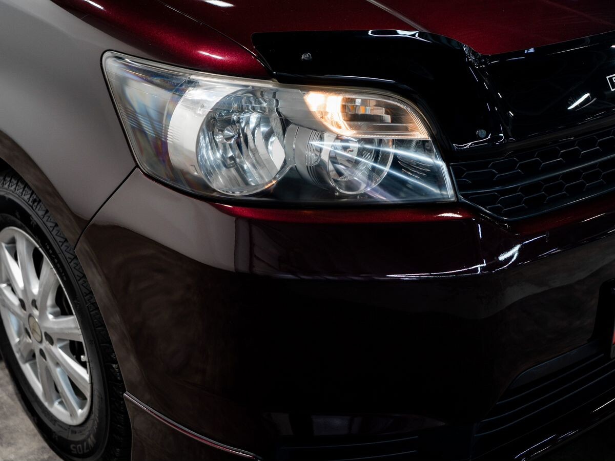 Toyota Corolla Rumion 2010 - фото автомобиля