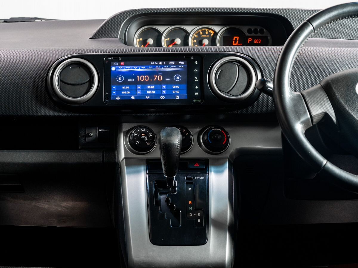 Toyota Corolla Rumion 2010 - фото автомобиля