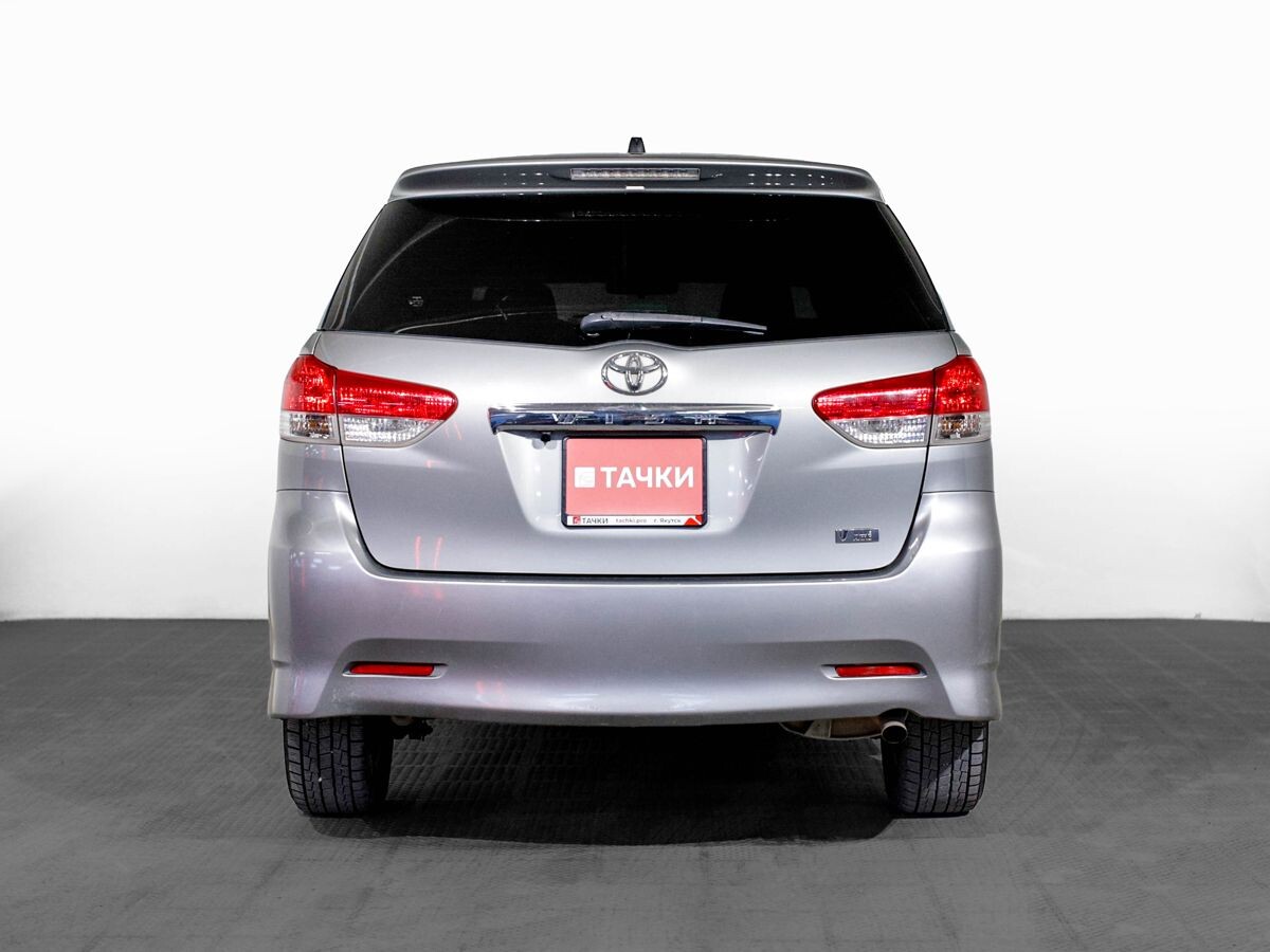 Toyota Wish 2009 - фото автомобиля