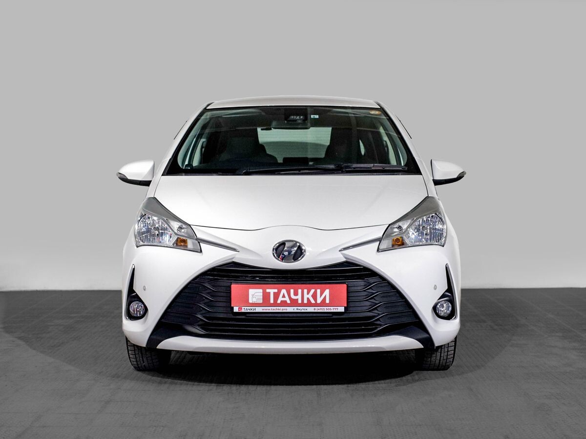 Toyota Vitz 2018 - фото автомобиля