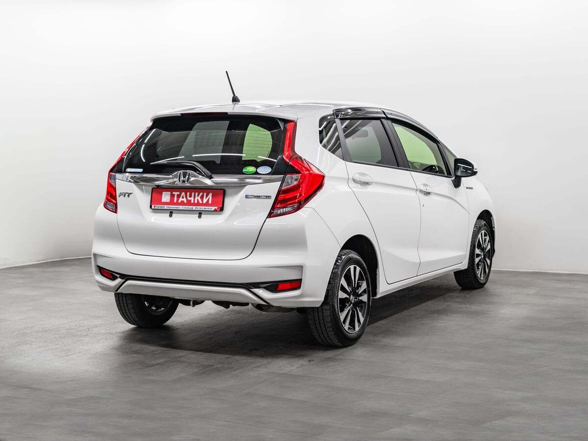 Honda Fit 2018 - фото автомобиля