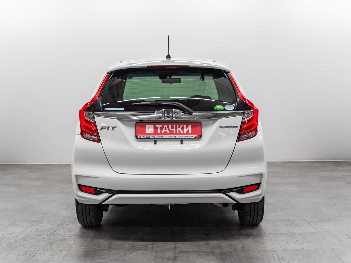 Honda Fit 2018 - фото автомобиля