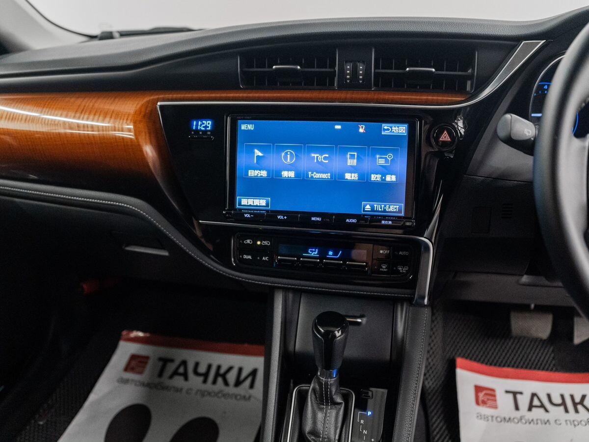 Toyota Auris 2016 - фото автомобиля