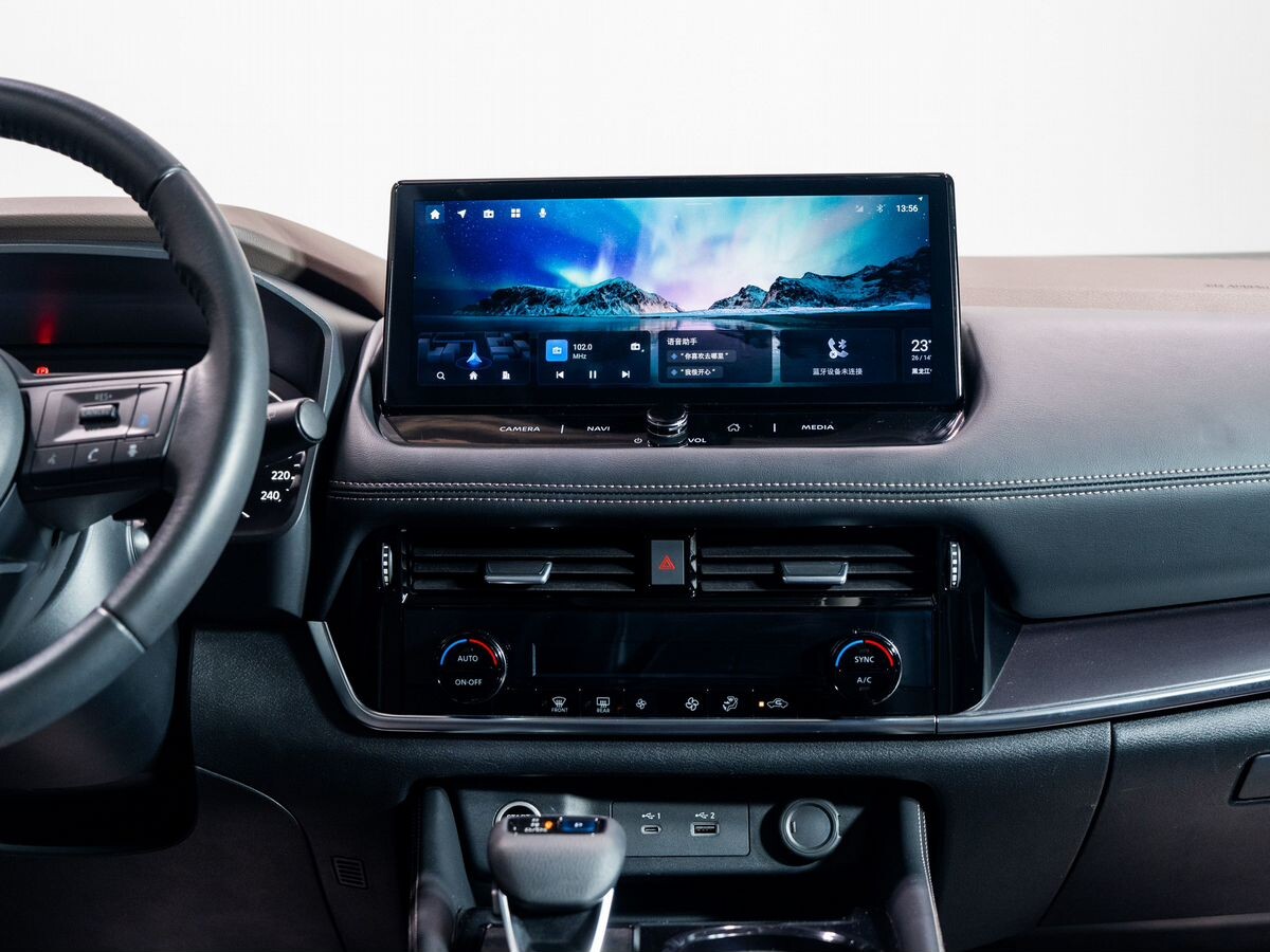 Nissan X-Trail 2021 - фото автомобиля