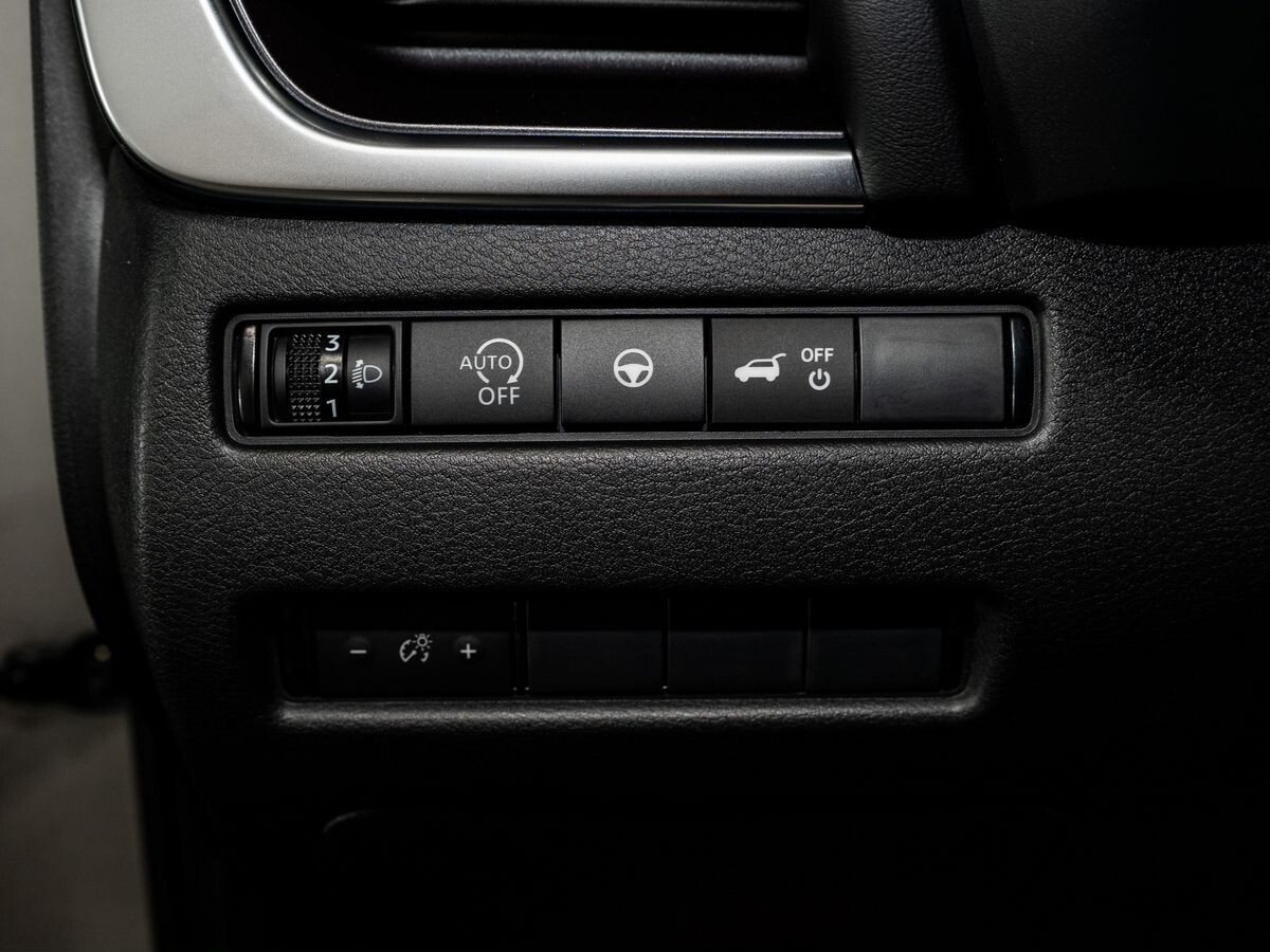 Nissan X-Trail 2021 - фото автомобиля