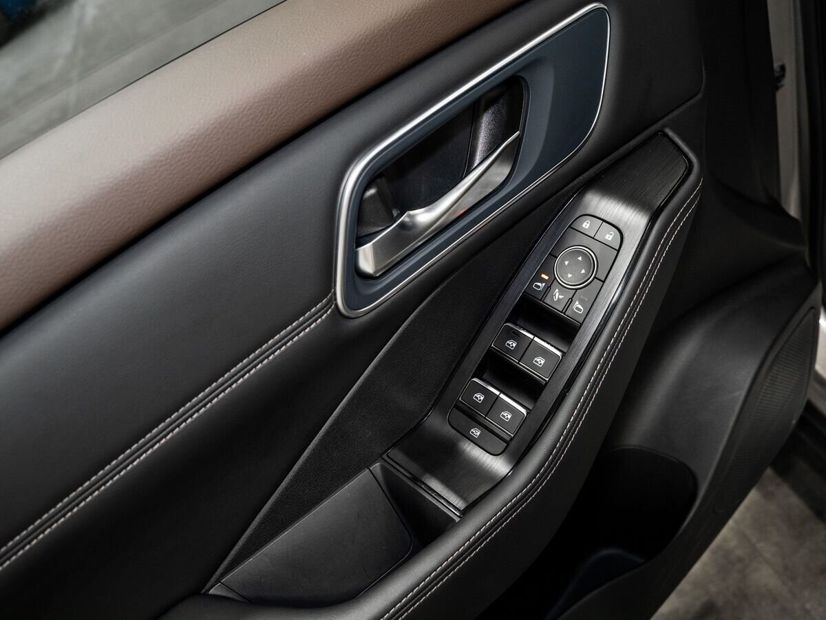Nissan X-Trail 2021 - фото автомобиля