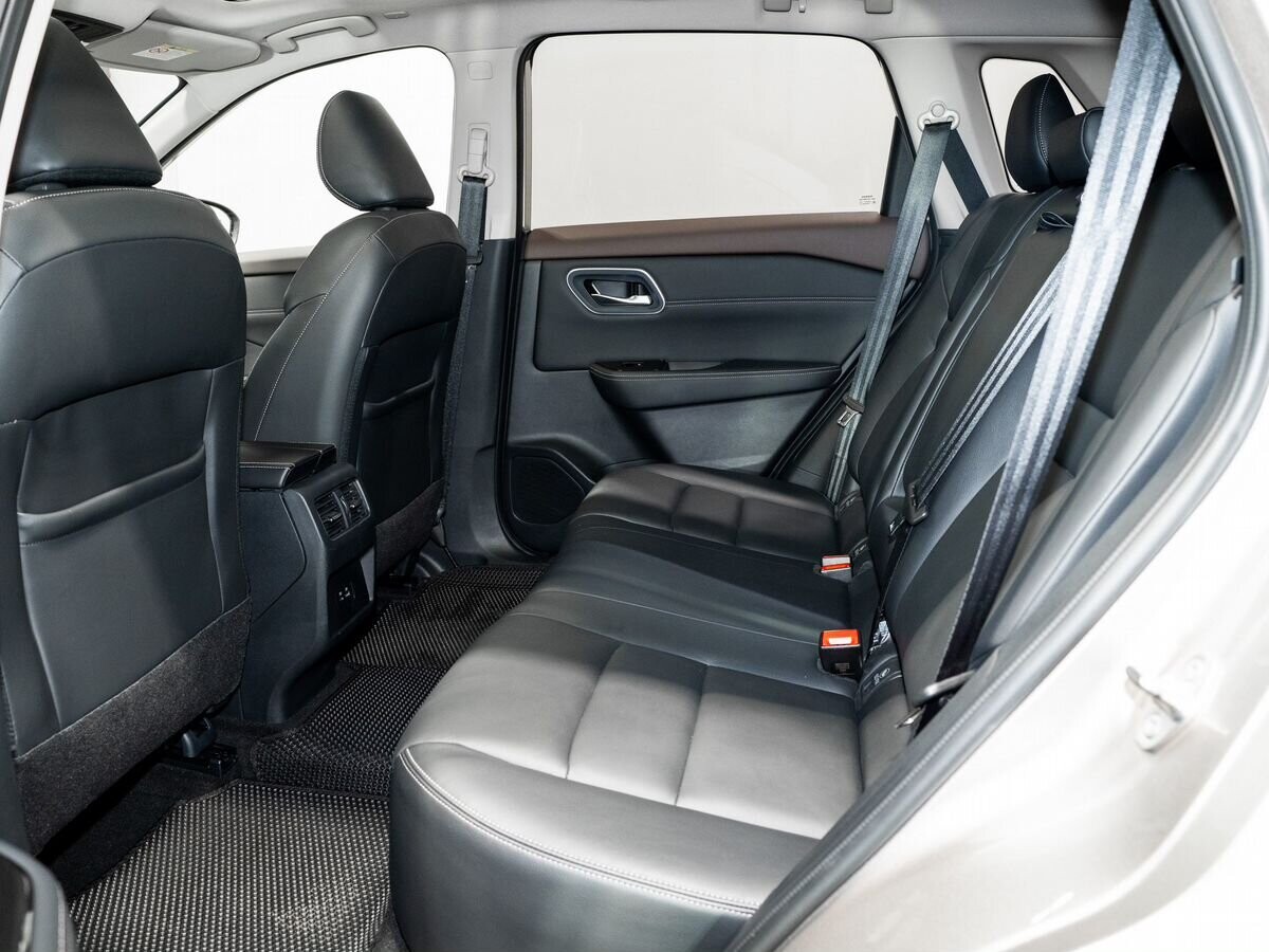 Nissan X-Trail 2021 - фото автомобиля