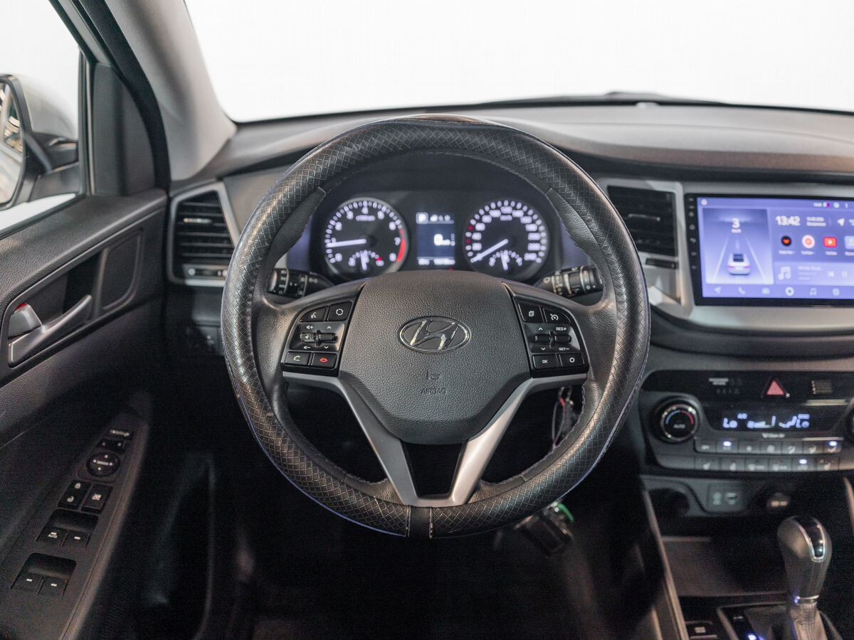 Hyundai Tucson 2016 - фото автомобиля