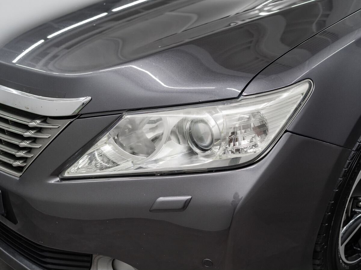 Toyota Camry 2012 - фото автомобиля
