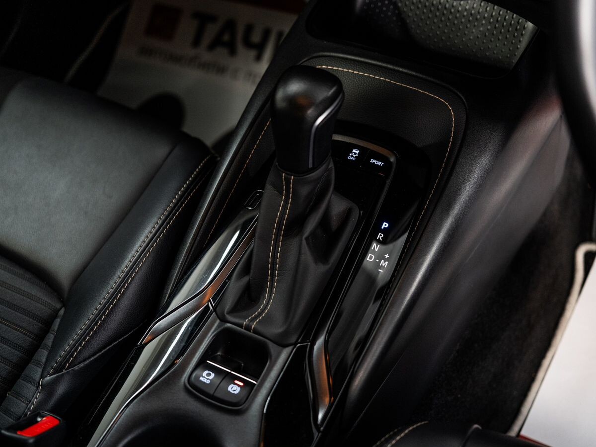 Toyota Corolla 2021 - фото автомобиля