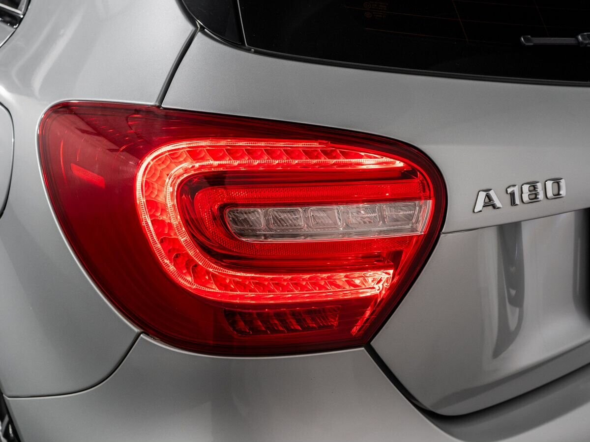 Mercedes-Benz A-Class 2012 - фото автомобиля