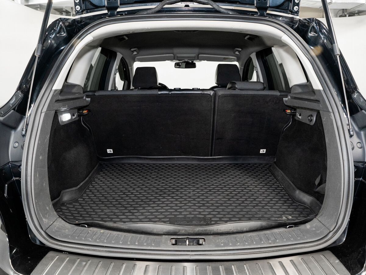 Ford Kuga 2011 - фото автомобиля