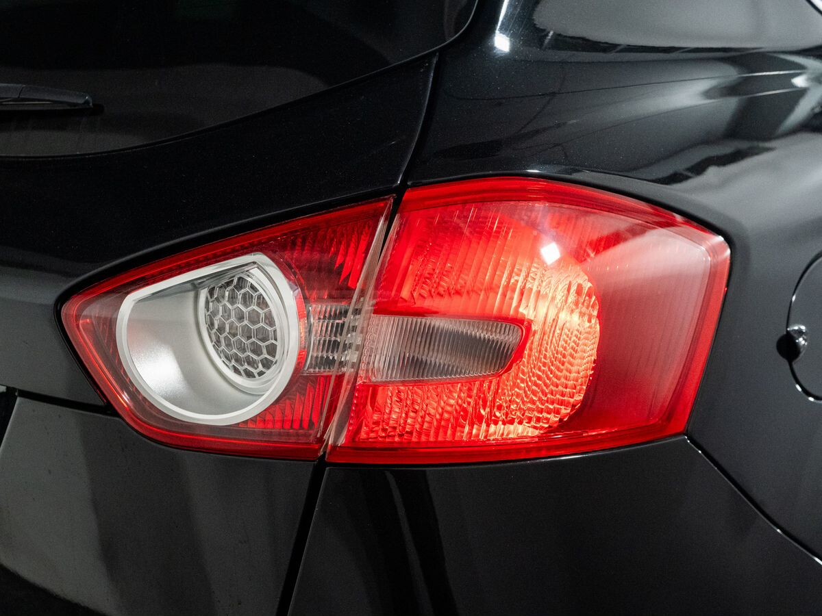 Ford Kuga 2011 - фото автомобиля