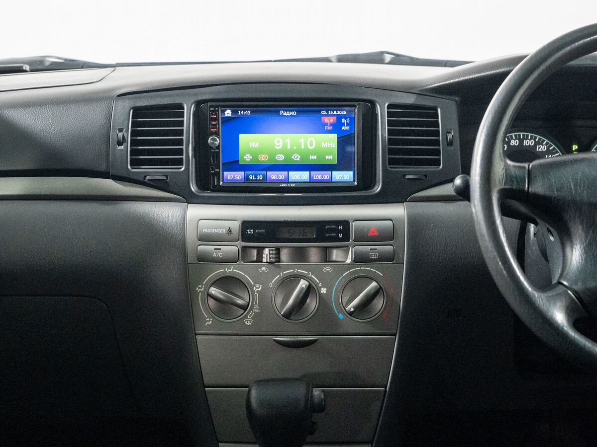 Toyota Corolla 2005 - фото автомобиля