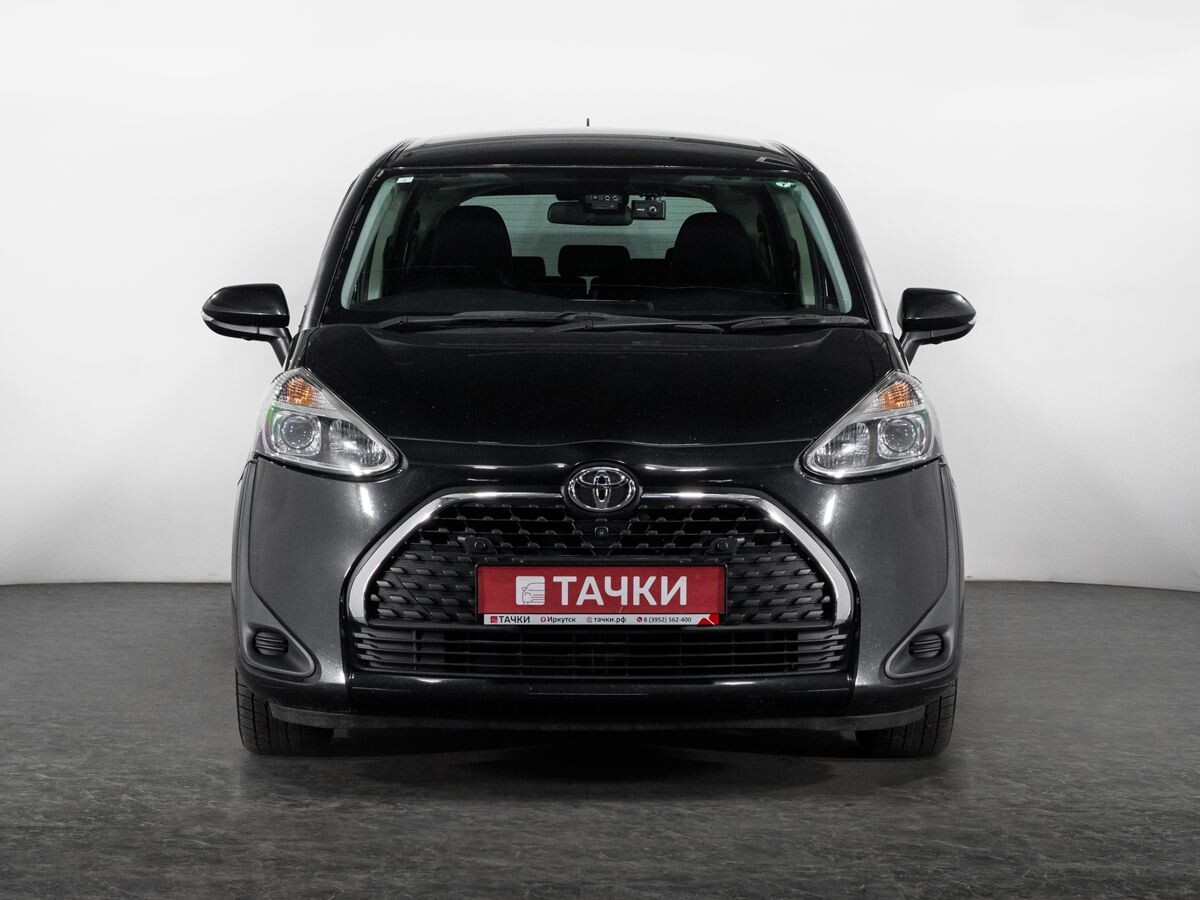 Toyota Sienta 2021 - фото автомобиля