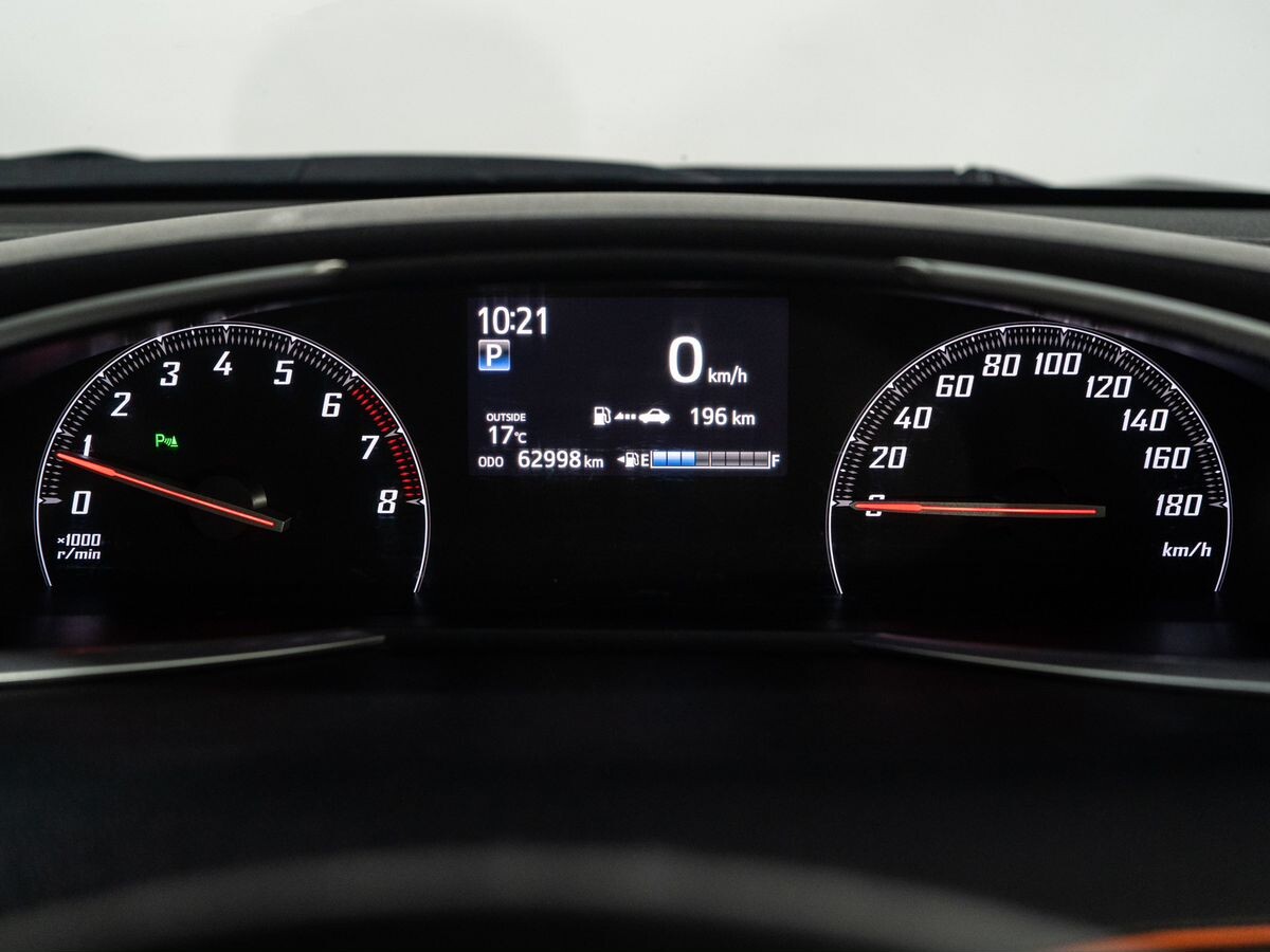 Toyota Sienta 2021 - фото автомобиля