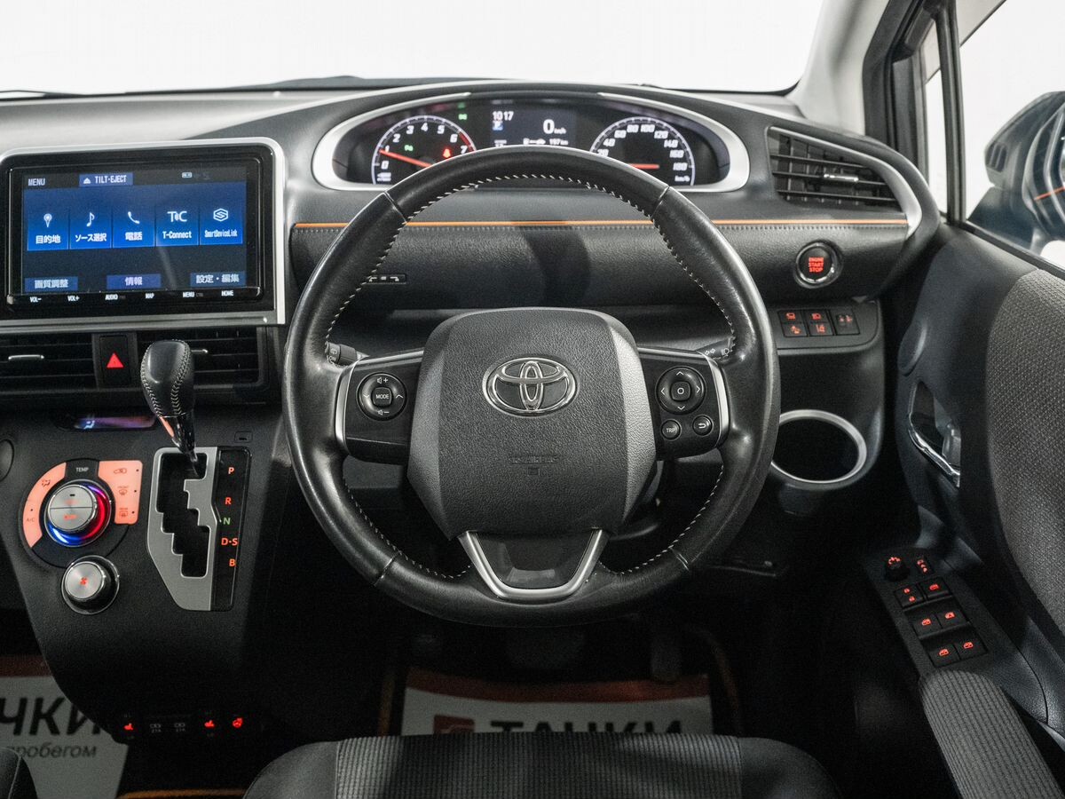 Toyota Sienta 2021 - фото автомобиля