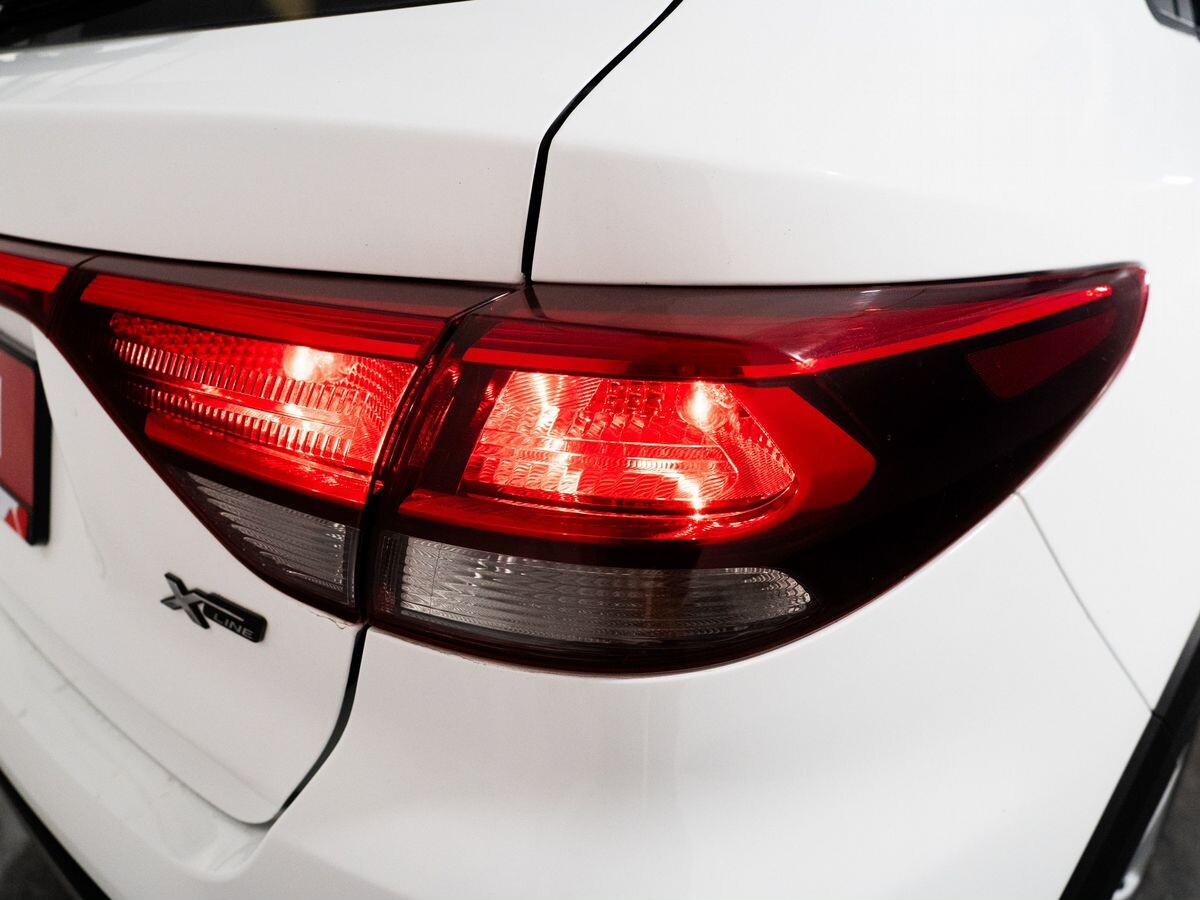 Kia Rio X (X-Line) 2020 - фото автомобиля