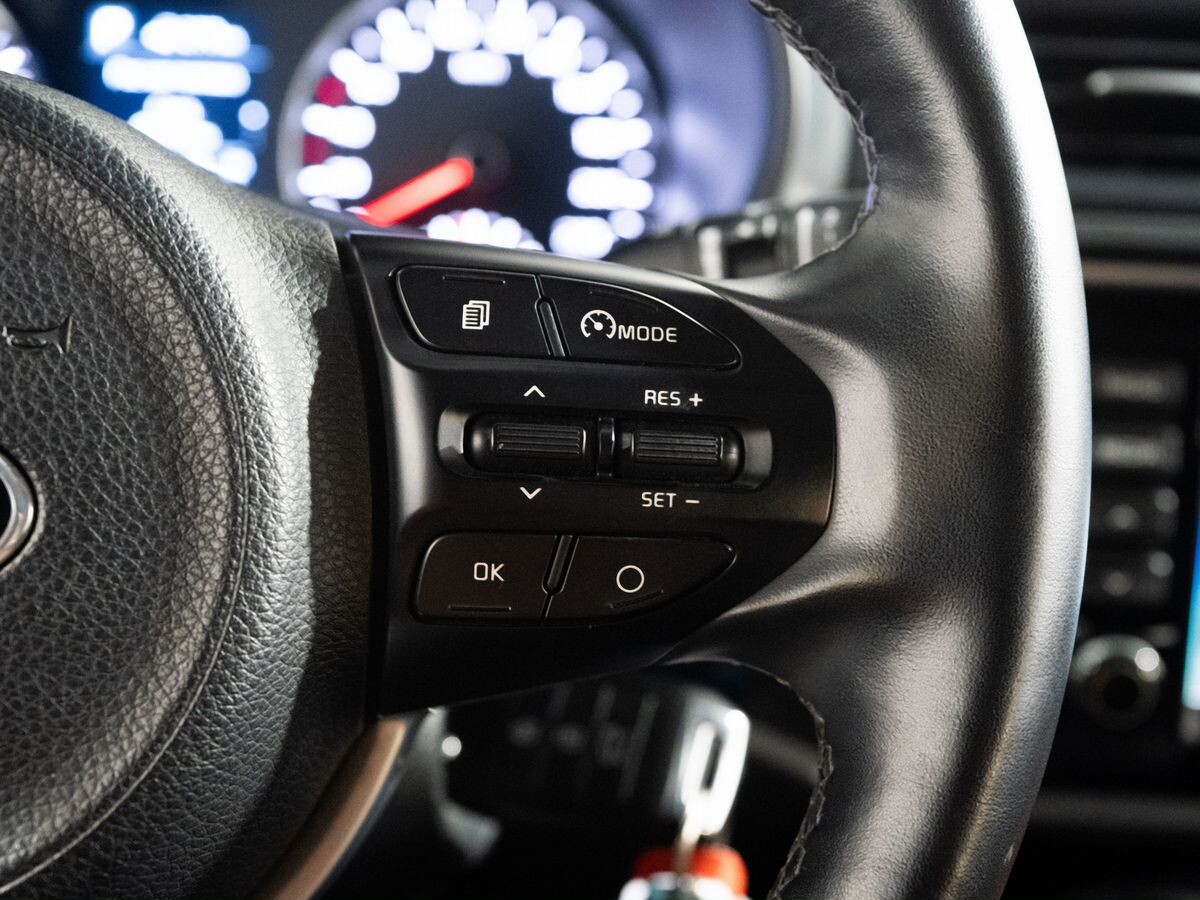 Kia Rio 2019 - фото автомобиля