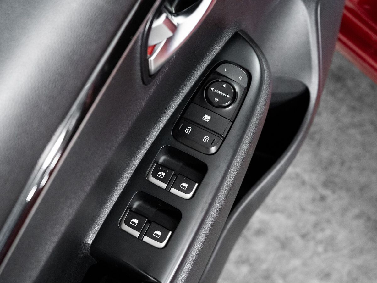 Kia Rio 2019 - фото автомобиля