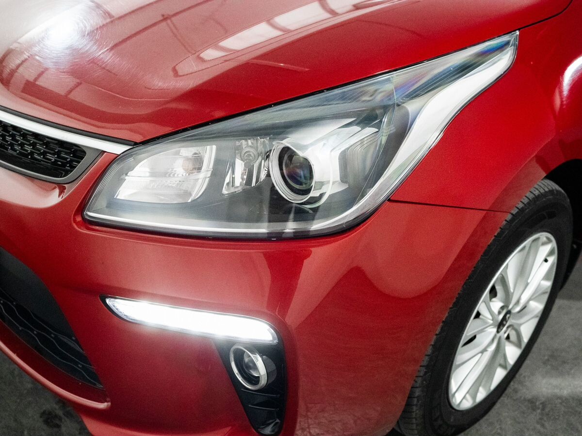 Kia Rio 2019 - фото автомобиля