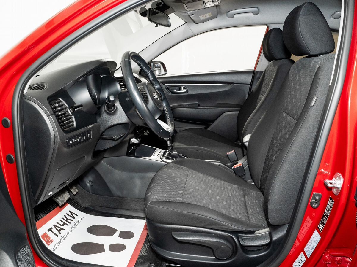 Kia Rio 2019 - фото автомобиля