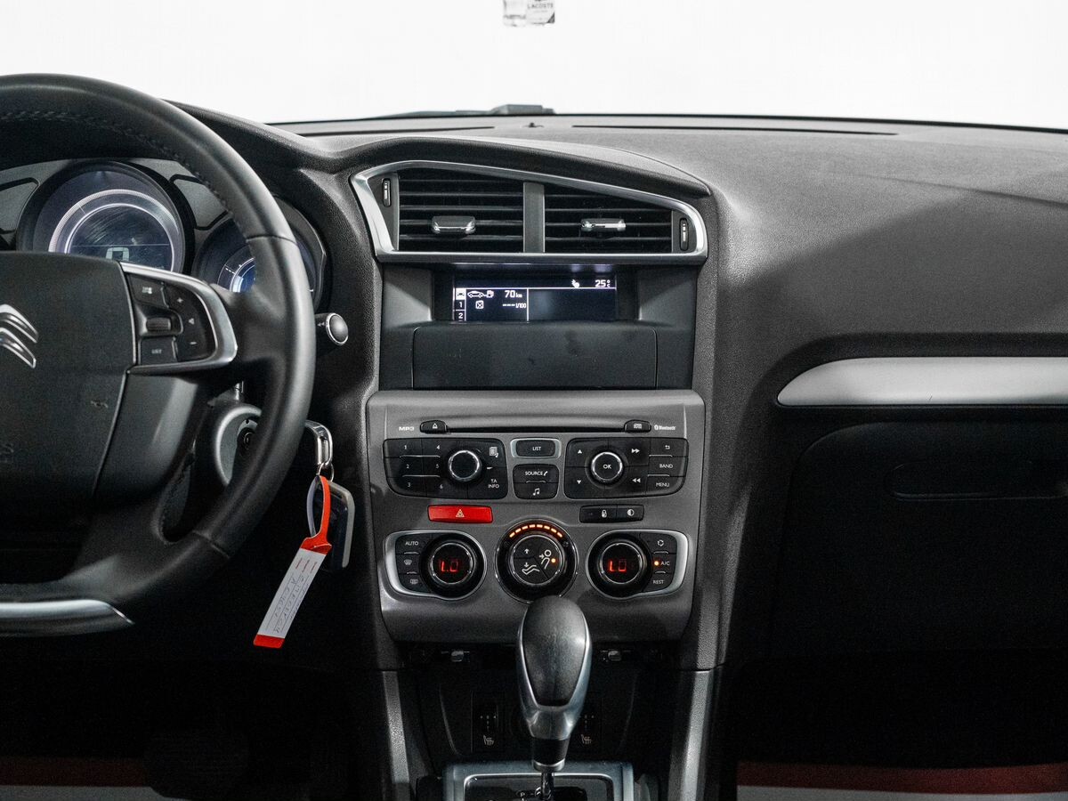 Citroen C4 2015 - фото автомобиля