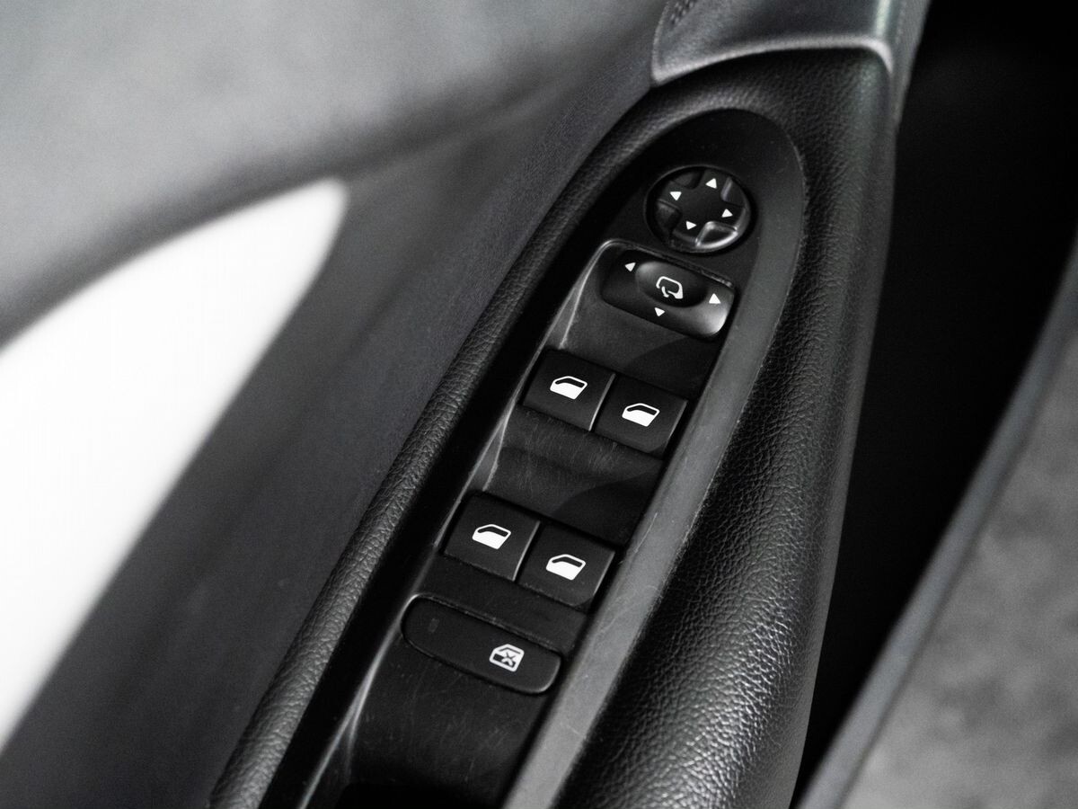 Citroen C4 2015 - фото автомобиля