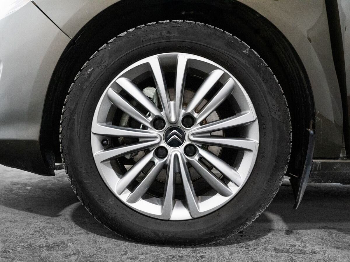 Citroen C4 2015 - фото автомобиля