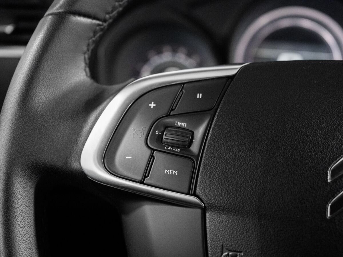 Citroen C4 2015 - фото автомобиля