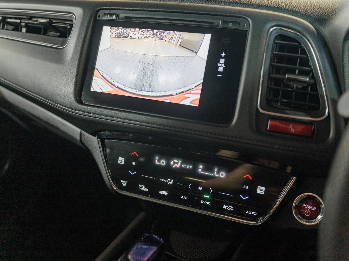 Honda Vezel 2015 - фото автомобиля