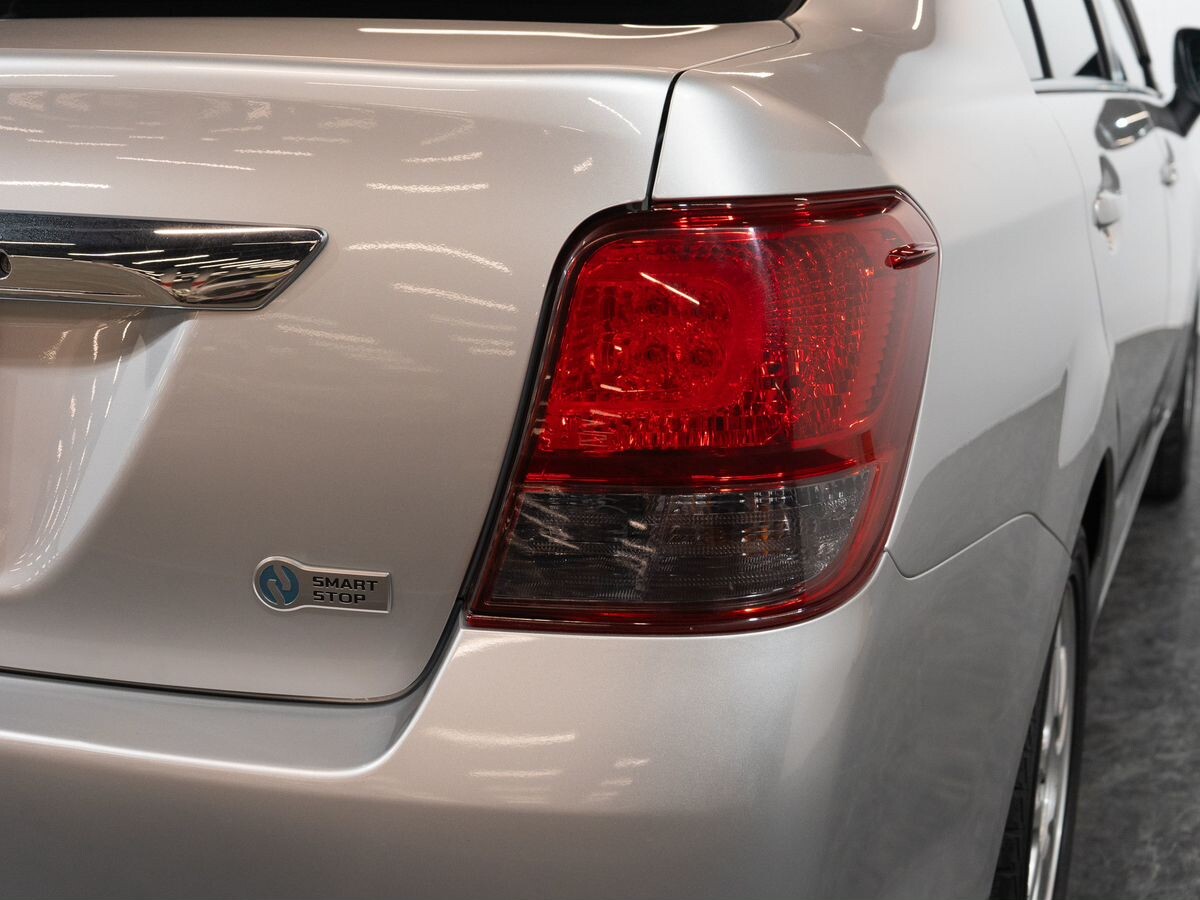 Toyota Corolla Axio 2012 - фото автомобиля