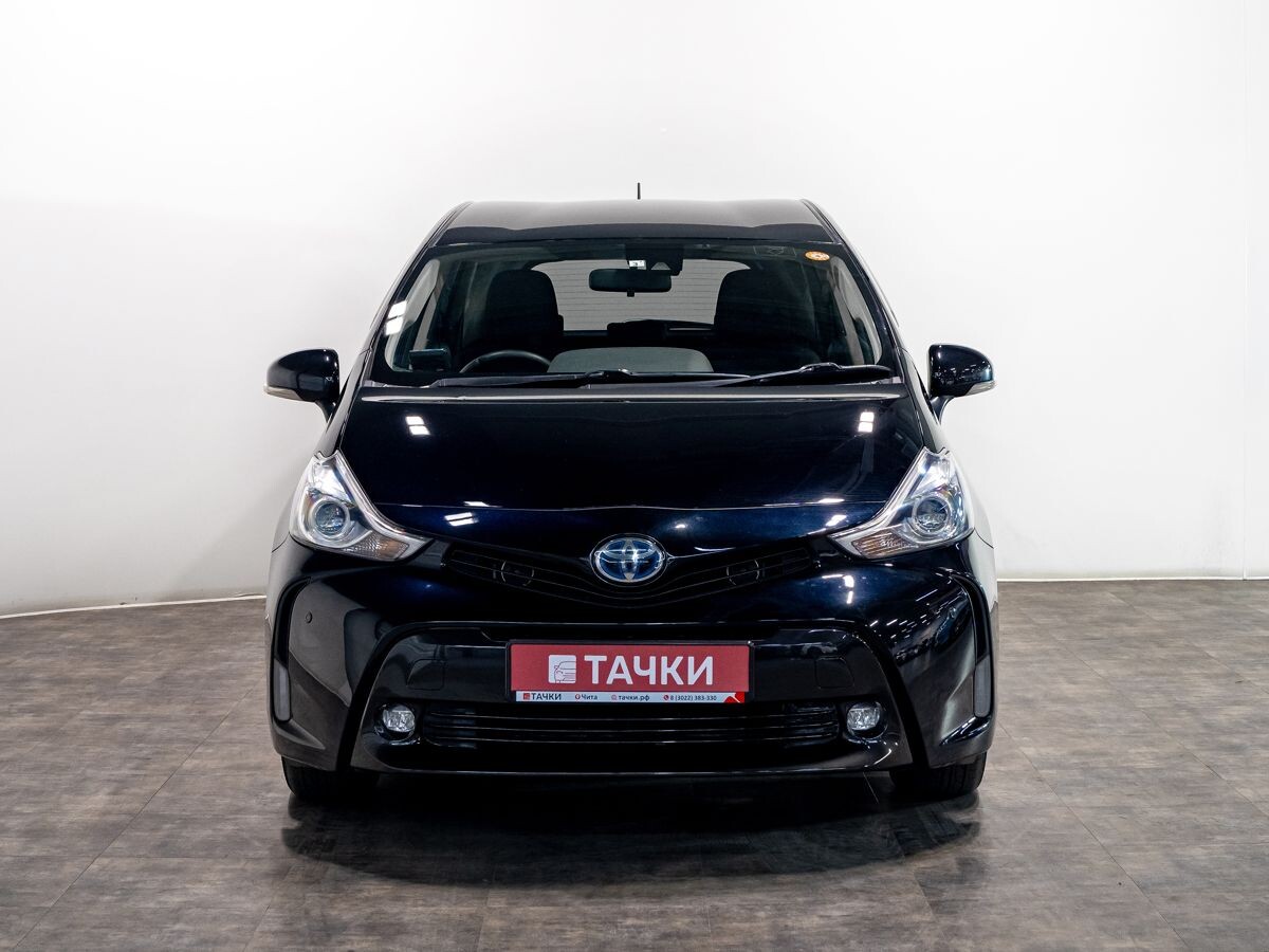 Toyota Prius Alpha 2015 - фото автомобиля