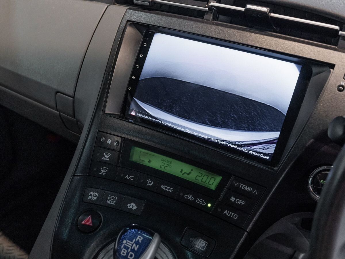Toyota Prius 2011 - фото автомобиля