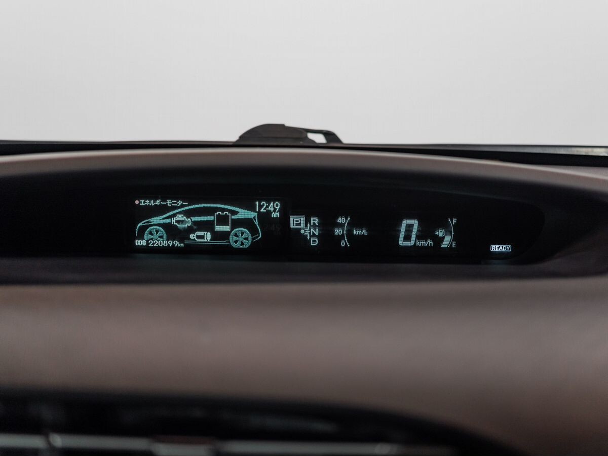 Toyota Prius 2011 - фото автомобиля