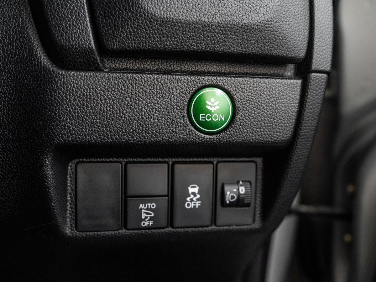 Honda Fit 2015 - фото автомобиля