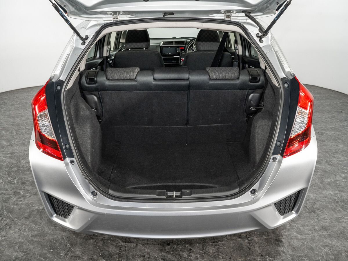 Honda Fit 2015 - фото автомобиля
