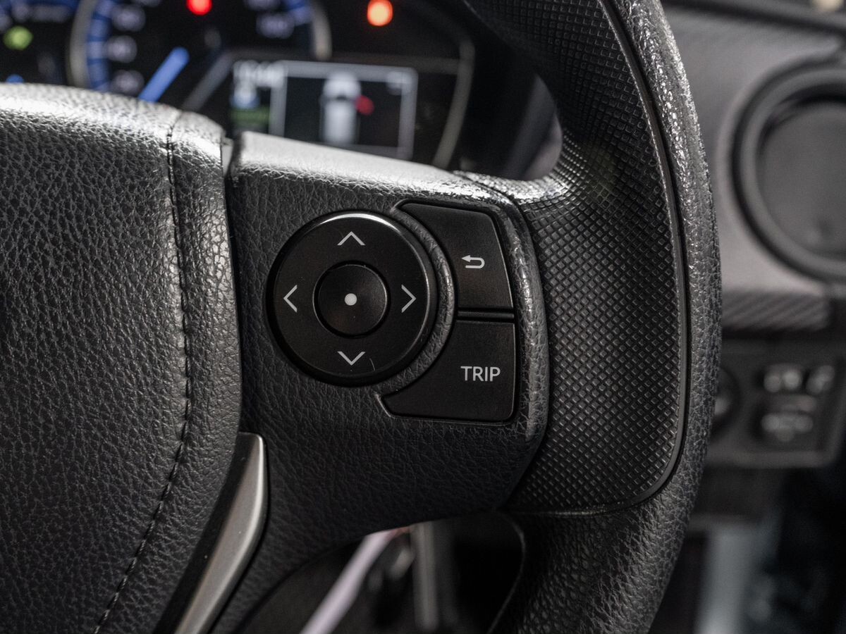 Toyota Corolla Fielder 2014 - фото автомобиля