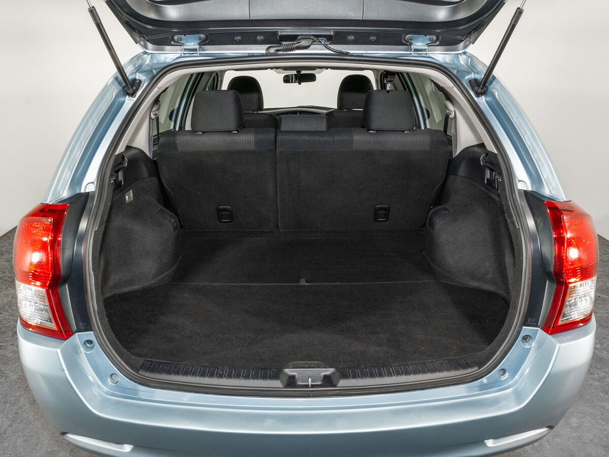 Toyota Corolla Fielder 2014 - фото автомобиля