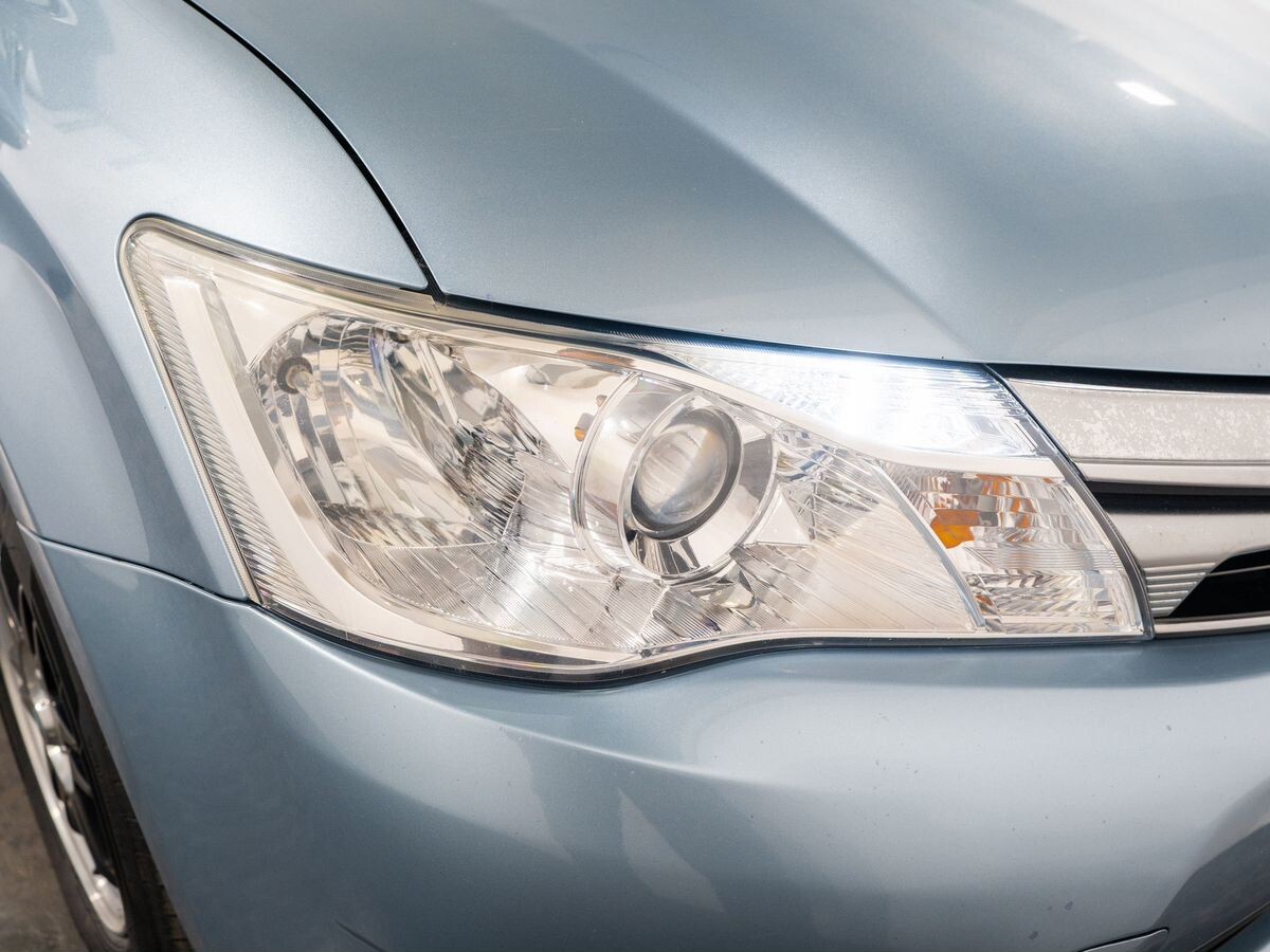 Toyota Corolla Fielder 2014 - фото автомобиля