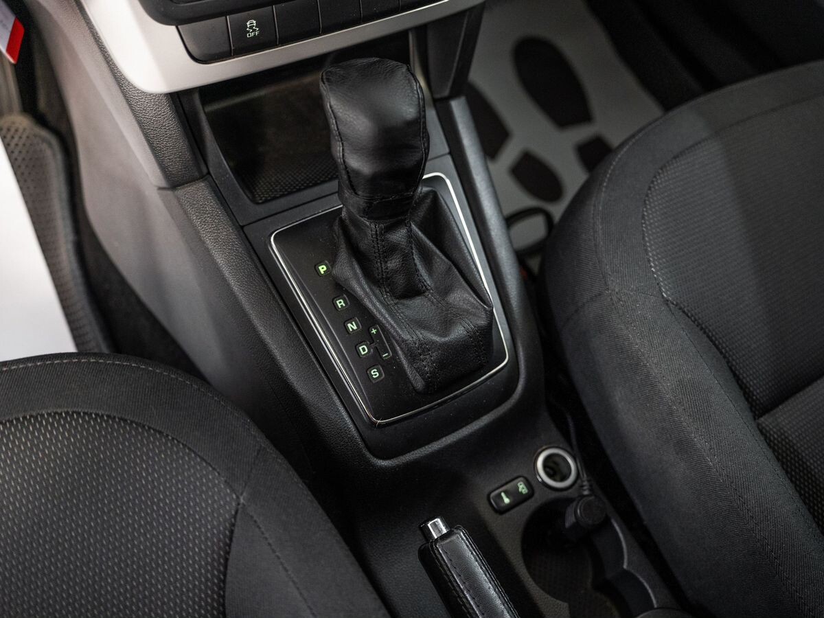 Skoda Yeti 2013 - фото автомобиля