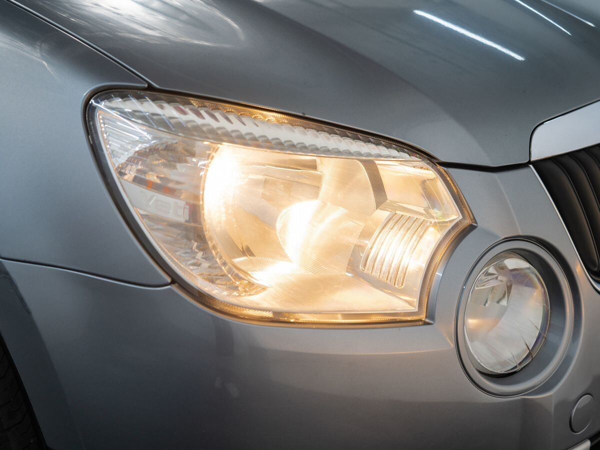 Skoda Yeti 2013 - фото автомобиля