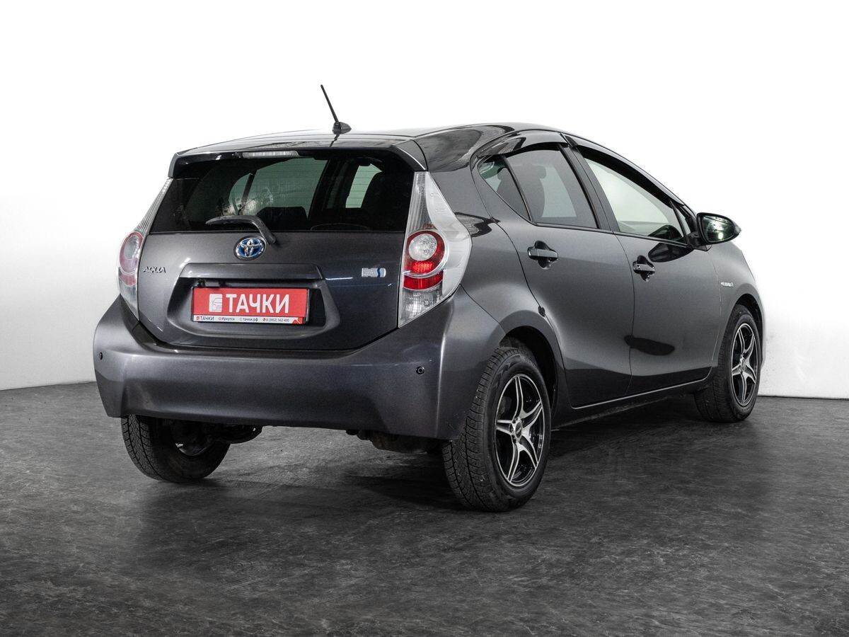 Toyota Aqua 2012 - фото автомобиля