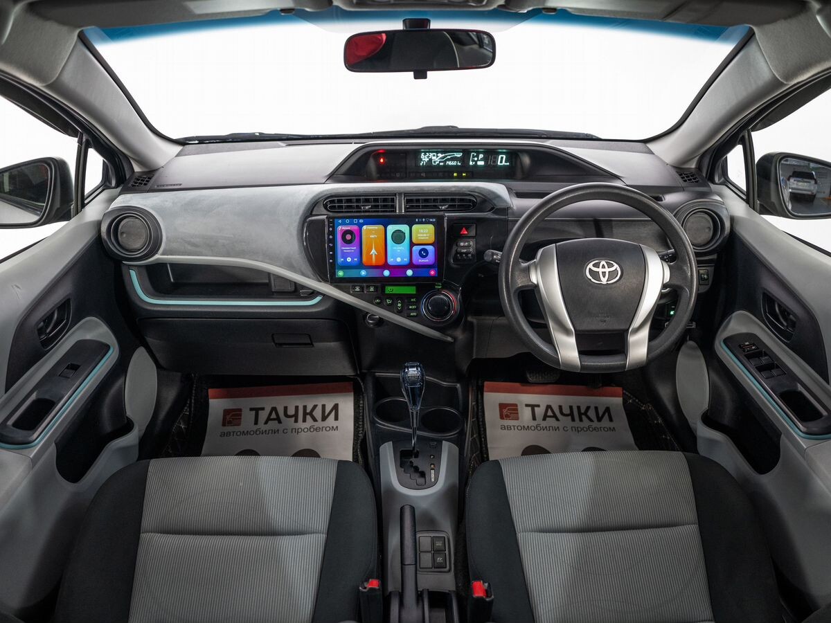 Toyota Aqua 2012 - фото автомобиля