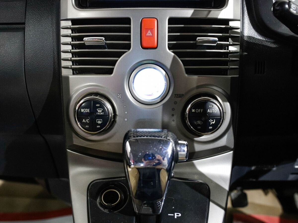 Toyota Rush 2008 - фото автомобиля