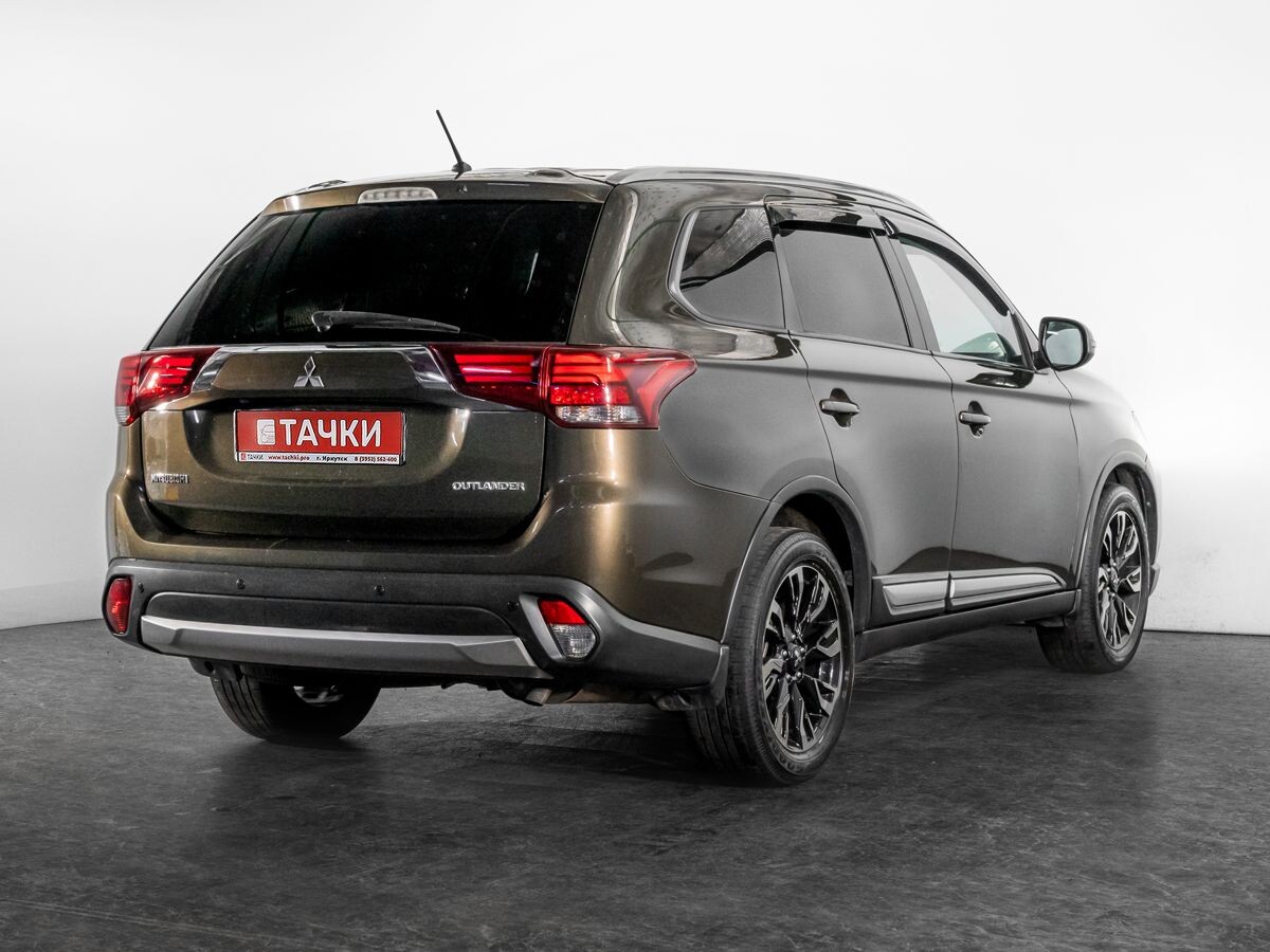 Mitsubishi Outlander 2016 - фото автомобиля