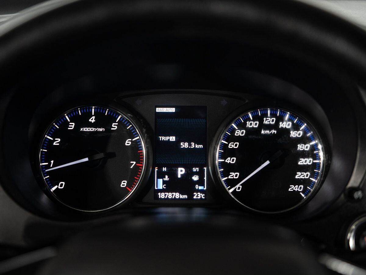 Mitsubishi Outlander 2016 - фото автомобиля